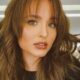 Aos 22 anos Larissa Manoela tem salario maior do que