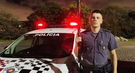 Policial Militar perdeu a vida durante perseguição e é resgatado pelo próprio pai, que também é PM 31 Policial Militar perdeu a vida durante perseguicao e e resgatado