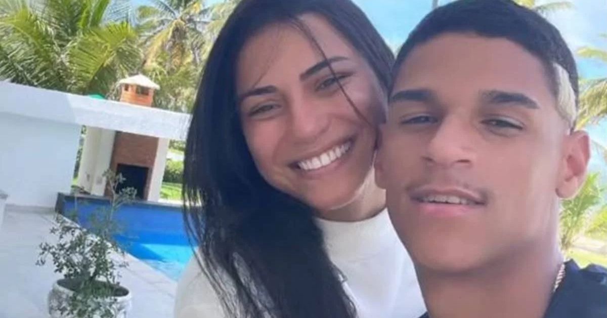 Grávida, namorada do influenciador Luva de Pedreiro desabafa após hospitalização 31 Gravida namorada do influenciador Luva de Pedreiro desabafa apos hospitalizacao