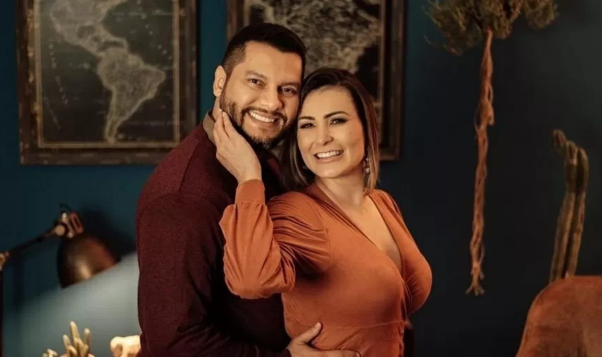 Novidades no relacionamento de Urach com ex marido: ' amizade colorida ' 31 Novidades no relacionamento de Urach com ex marido amizade colorida
