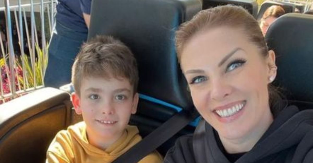 ‘Uma mãe protegendo o filho!’ 31 ‘Uma mae protegendo o filho