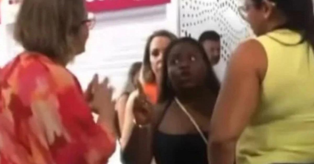 Jojo Todynho não se segura após insultos e se envolve em grande confusão que foi parar na polícia 31 Jojo Todynho nao se segura apos insultos e se envolve
