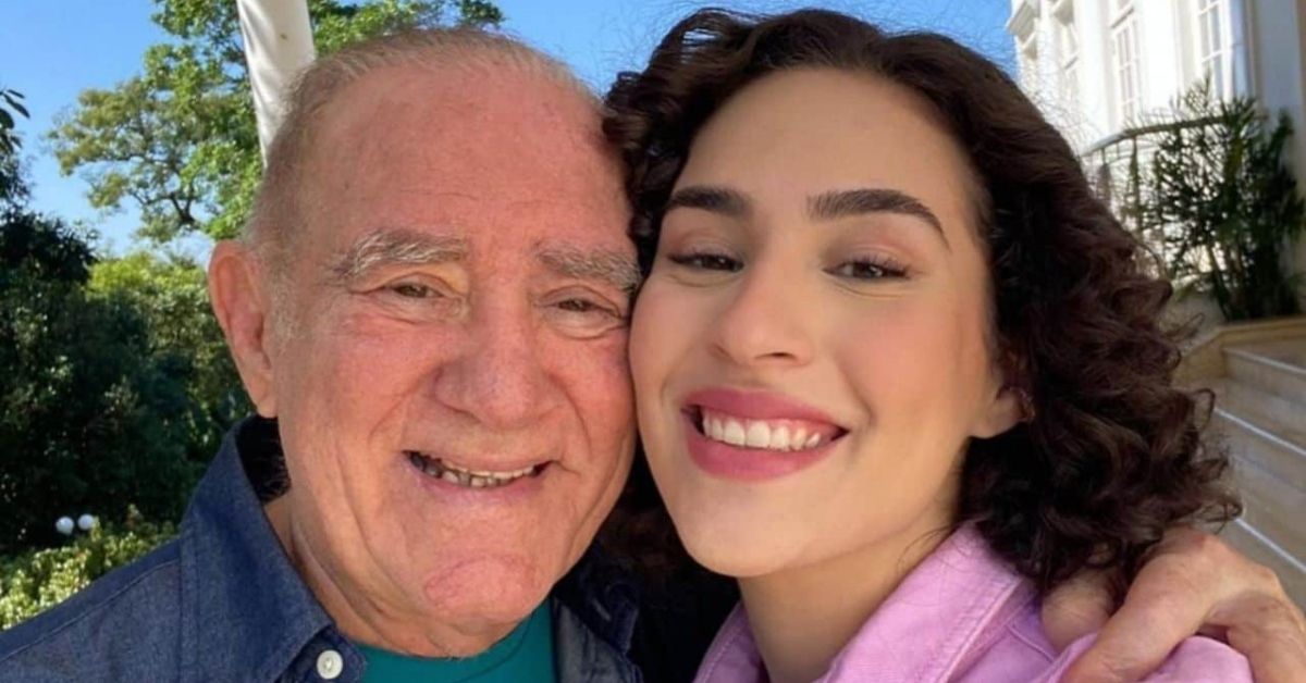 Lívia Aragão faz palestra sobre produtividade, é massacrada e rebate críticas: 'falo do que vivi' 31 Livia Aragao faz palestra sobre produtividade e massacrada e rebate