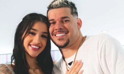 Bia Miranda e Buarque mostram Cha Revelacao e anuncia nome
