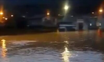 SC Crianca e arrastada por enxurrada provocada por temporal e