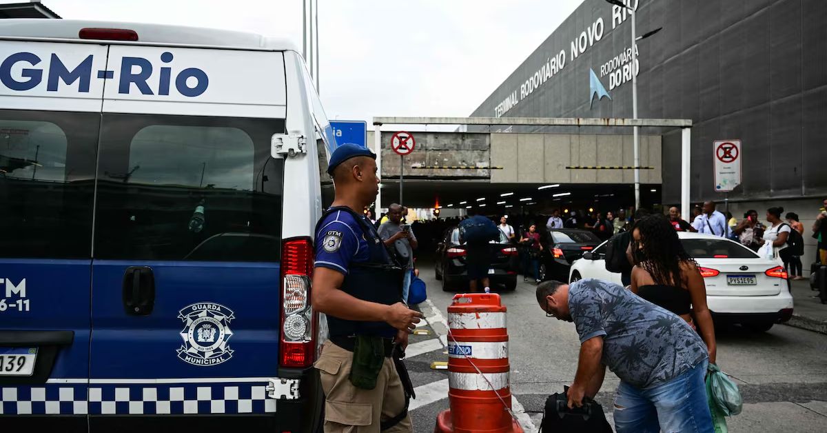 Chega ao fim o sequestro de onibus na rodoviaria do