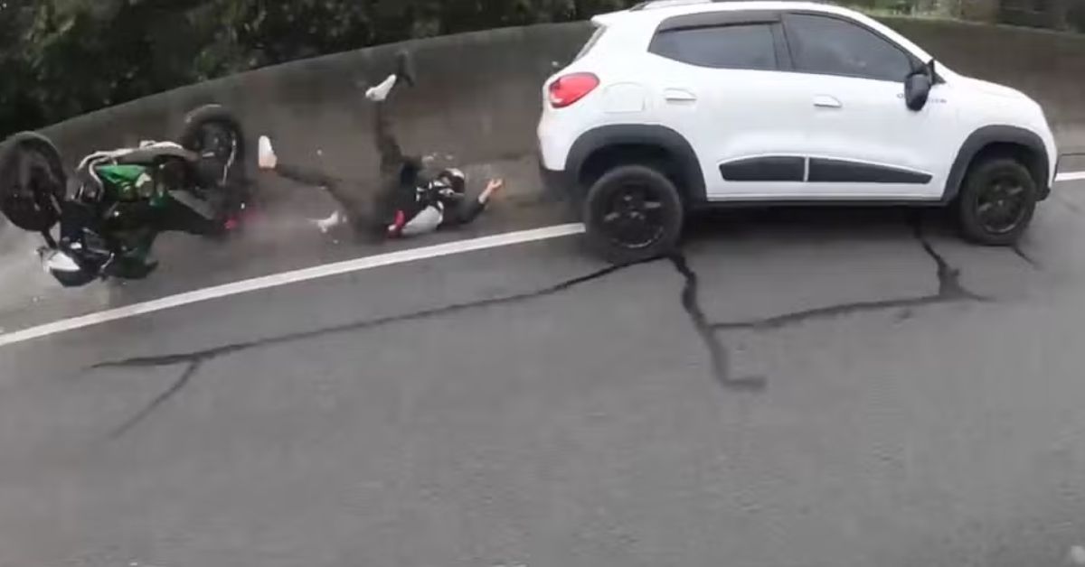 Video flagra o instante que motorista embriagado atinge moto e