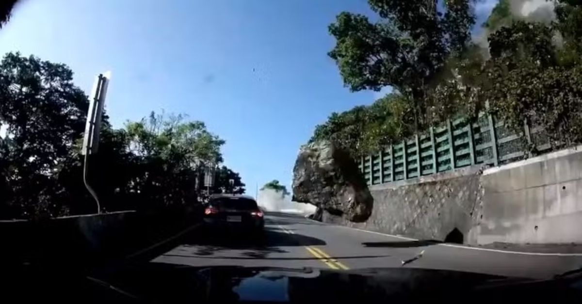 Video flagra o momento que motorista consegue escapar de deslizamento
