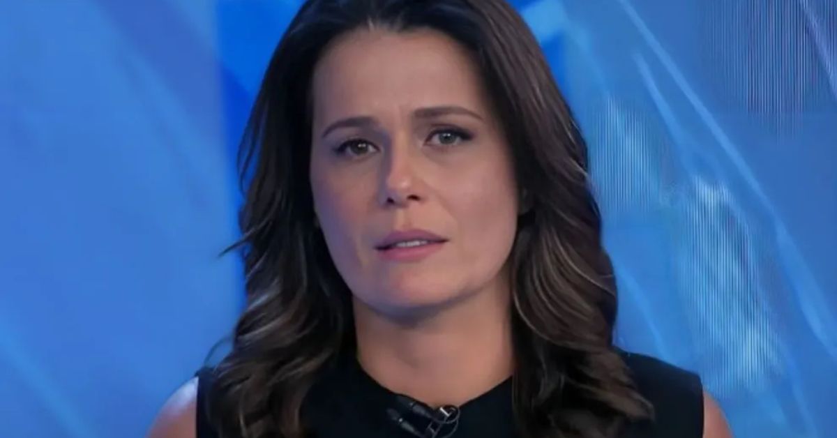 Com a voz embargada e os olhos cheios de lágrimas, apresentadora se emociona ao vivo com tragédia 31 Com a voz embargada e os olhos cheios de lagrimas