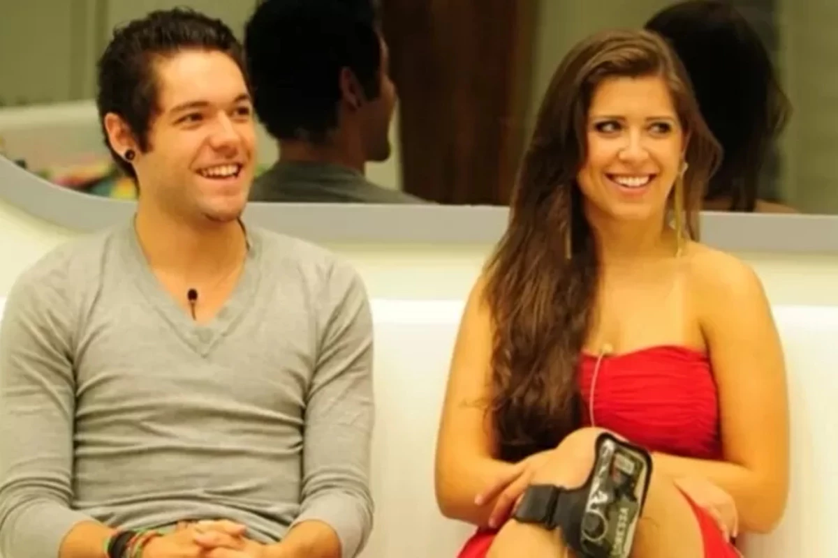 Ex-BBBs anunciam gravidez do primeiro filho com vídeo emocionante: ‘Agora somos três’ 31 Ex BBBs anunciam gravidez do primeiro filho com video emocionante ‘Agora