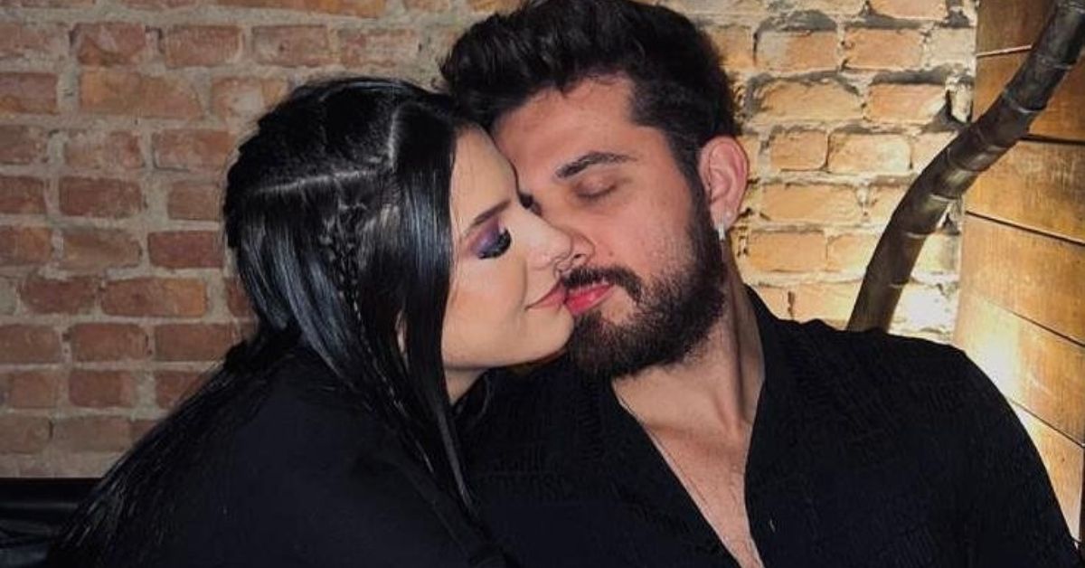 Mais juntos que nunca, Mioto se declara à Ana Castela ao assumir nova reconciliação: 'te amo' 31 Mais juntos que nunca Mioto se declara a Ana Castela
