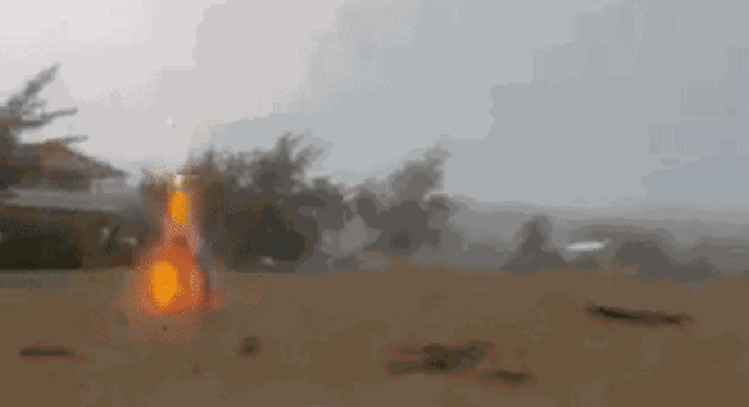 Vídeo flagra exato momento que raio atinge três crianças que brincavam na praia 31 Video flagra exato momento que raio atinge tres criancas que