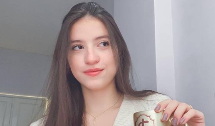 Youtuber Luciana de Farias morre aos 20 anos por complicações da Covid-19; seguidores lamentam: ‘Triste’ 31 Youtuber Luciana de Farias morre aos 20 anos por complicacoes