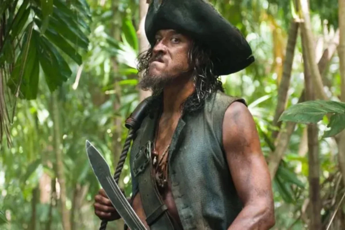 Ator da franquia Piratas do Caribe perde a vida após sofrer ataque de tubarão no Havaí 31 Ator da franquia Piratas do Caribe perde a vida apos