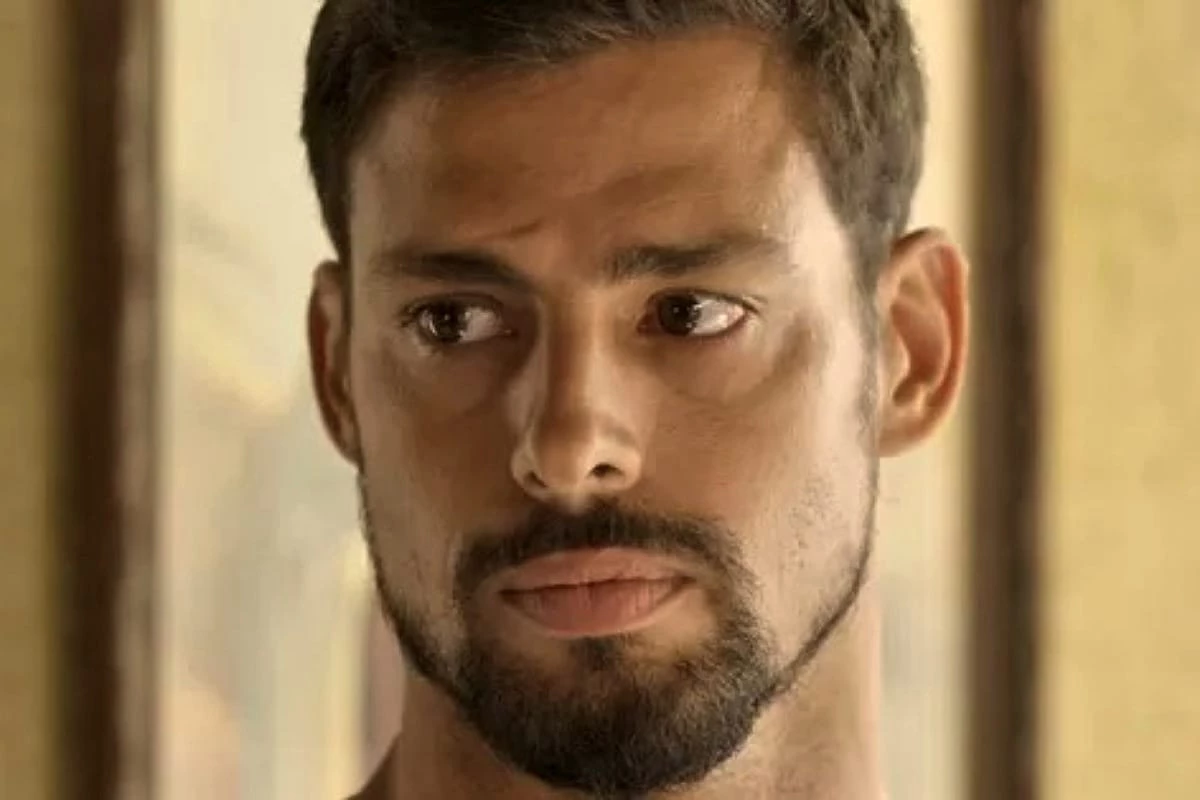 Cauã Reymond recebe apoio de famosos após caso de envenenamento em sua casa e confirmação de óbito 31 Caua Reymond interrompeu seu trabalho ao ser informado sobre uma