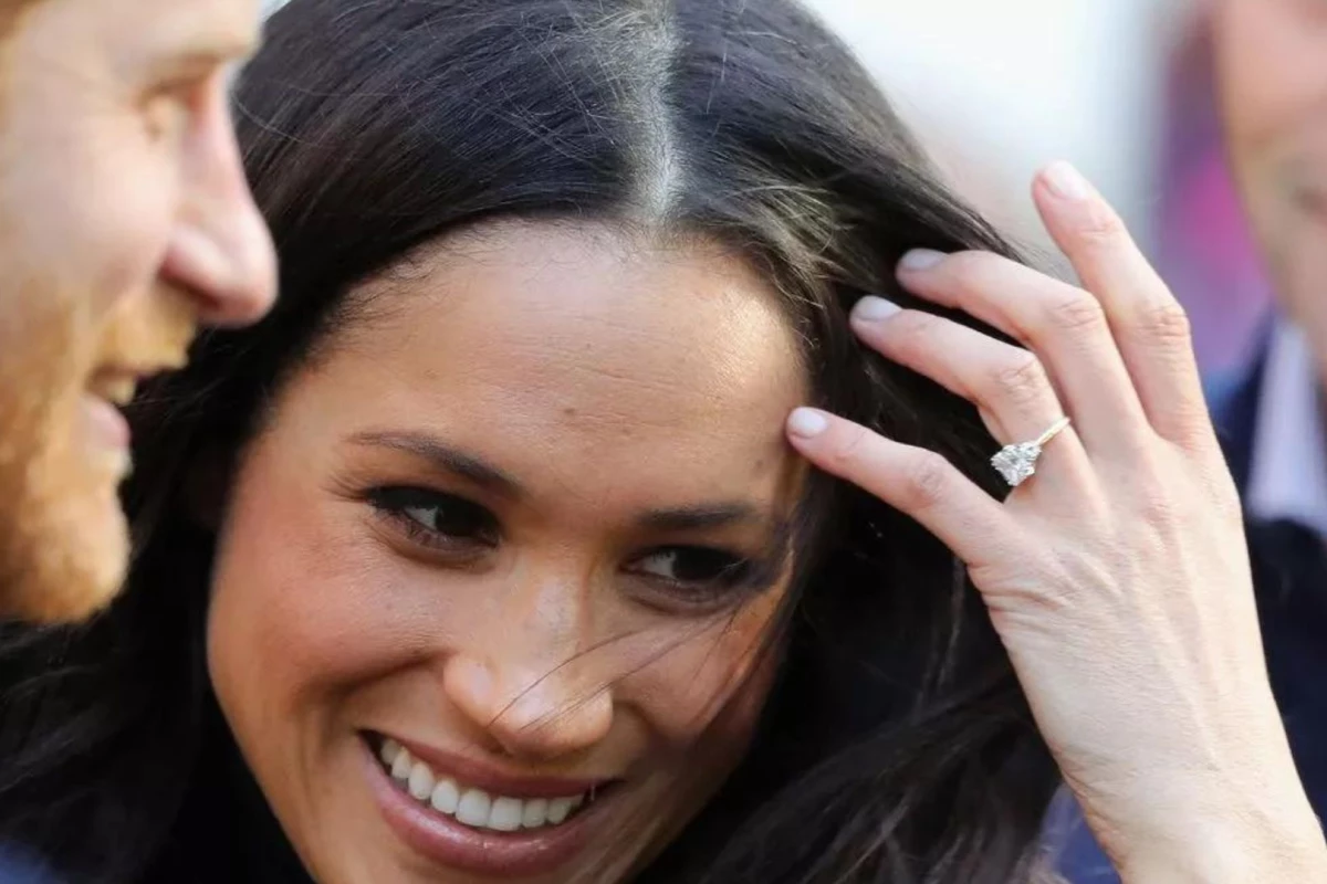 Esse é o valor do anel de noivado que Harry deu a Meghan 31 Esse e o valor do anel de noivado que Harry