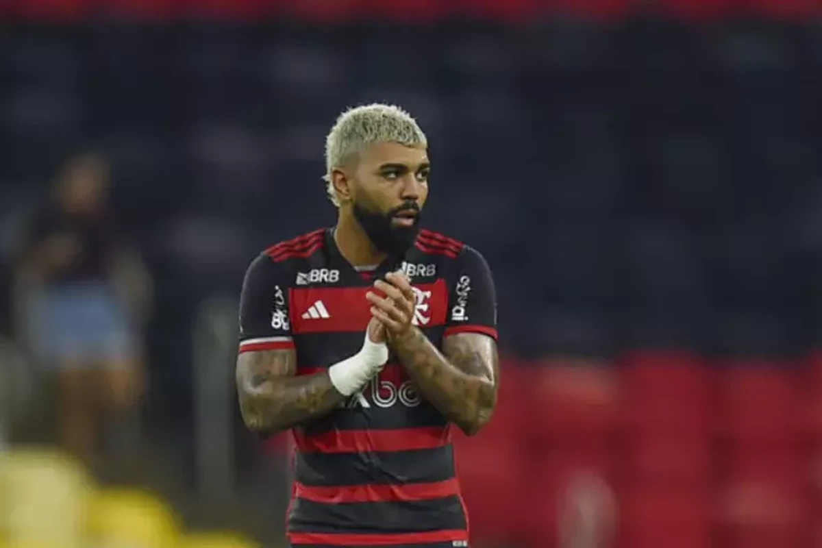 Gabigol participa de festa com mais de 100 mulheres e irmã do atacante se envolve em confusão, diz colunista 31 Gabigol participa de festa com mais de 100 mulheres e