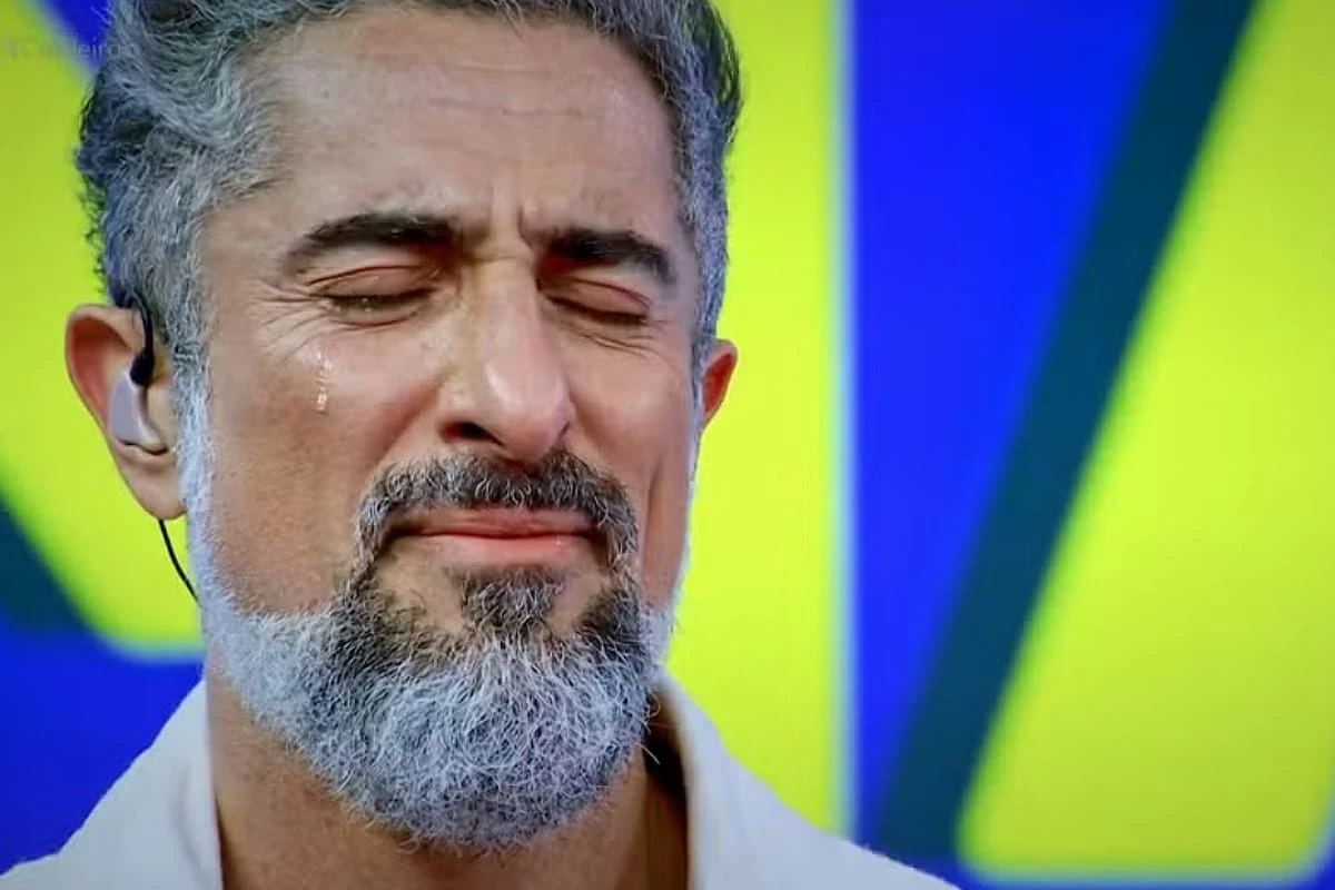 Homenagem emocionante: Pais de Marcos Mion levam o apresentador às lágrimas no programa Caldeirão 33 Homenagem emocionante Pais de Marcos Mion levam o apresentador as