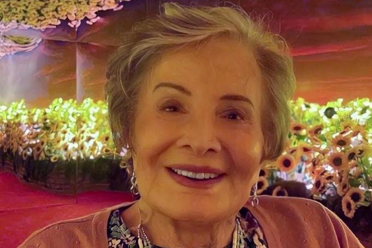 Por onde anda Gloria Menezes Atriz de 89 anos surge