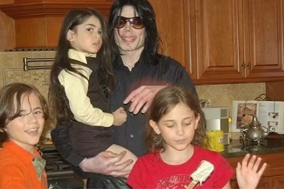 Quinze anos após a morte de Michael Jackson, filhos do cantor seguem caminhos próprios em vida adulta 37 Quinze anos apos a morte de Michael Jackson filhos do