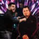 Video Bruno canta com ‘Marrone de papelao em show e
