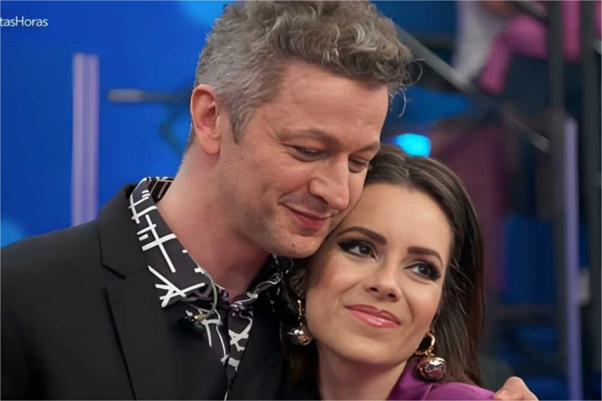 ‘Quanta besteira’: ex-marido de Sandy rebate fã após comentário envolvendo a cantora e resposta viraliza 33 ‘Quanta besteira ex marido de Sandy rebate fa apos comentario envolvendo