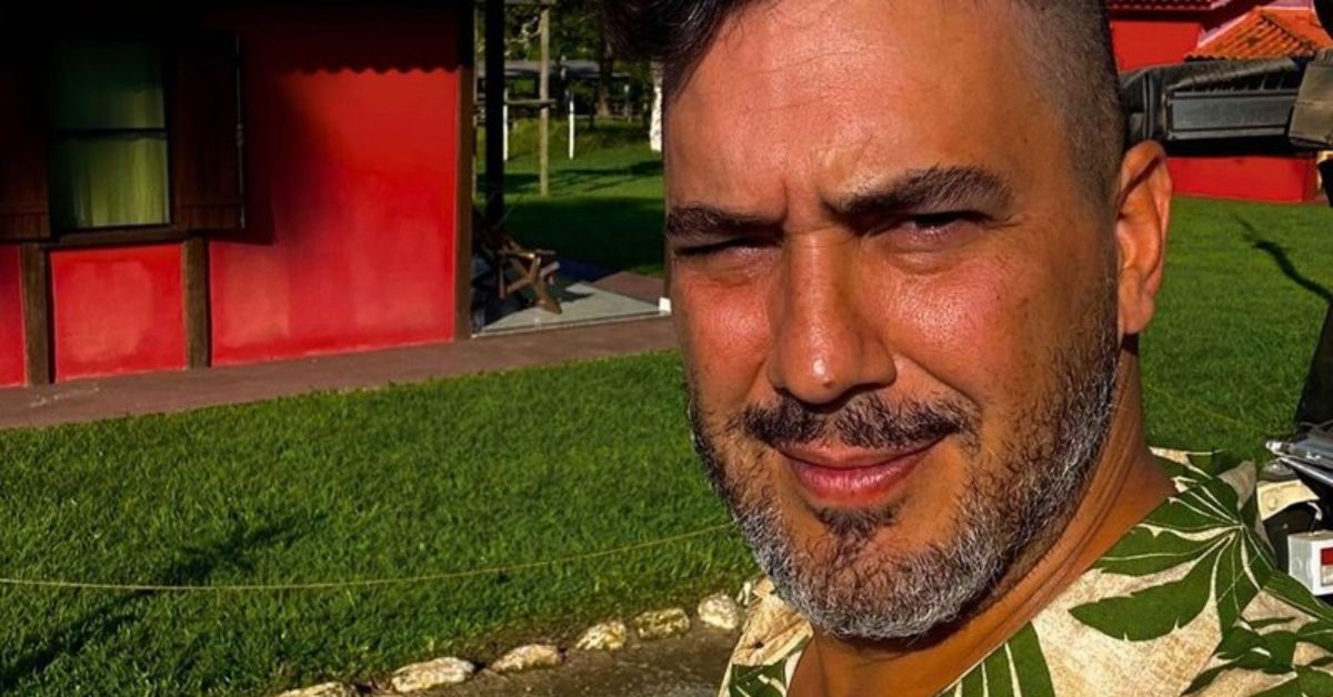 Andre Marques detalha experiencia intima aos 16 anos ao lado