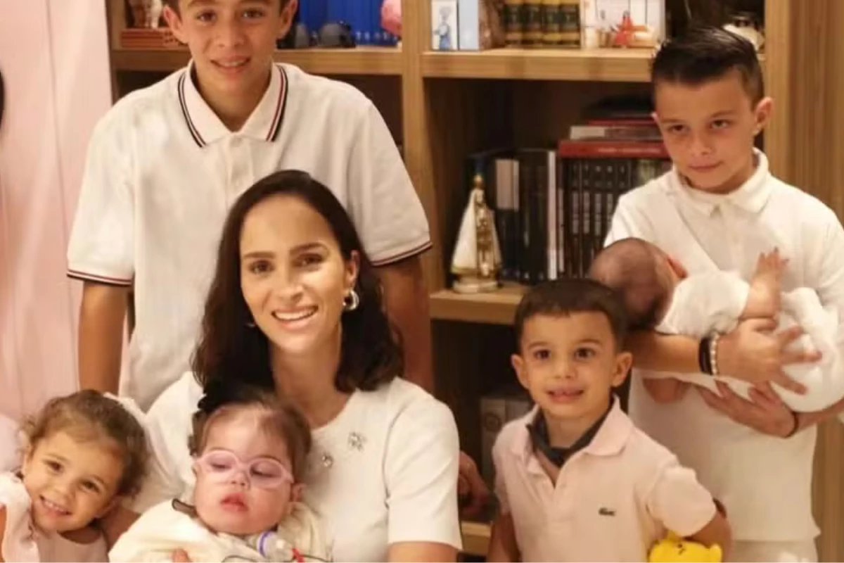 Ao compartilha desafios e alegrias da maternidade, Letícia Cazarré revela planos de aumentar a família 33 Ao compartilha desafios e alegrias da maternidade Leticia Cazarre revela
