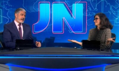 Bonner e Renata quebram protocolo no Jornal Nacional e tem