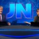 Bonner e Renata quebram protocolo no Jornal Nacional e tem
