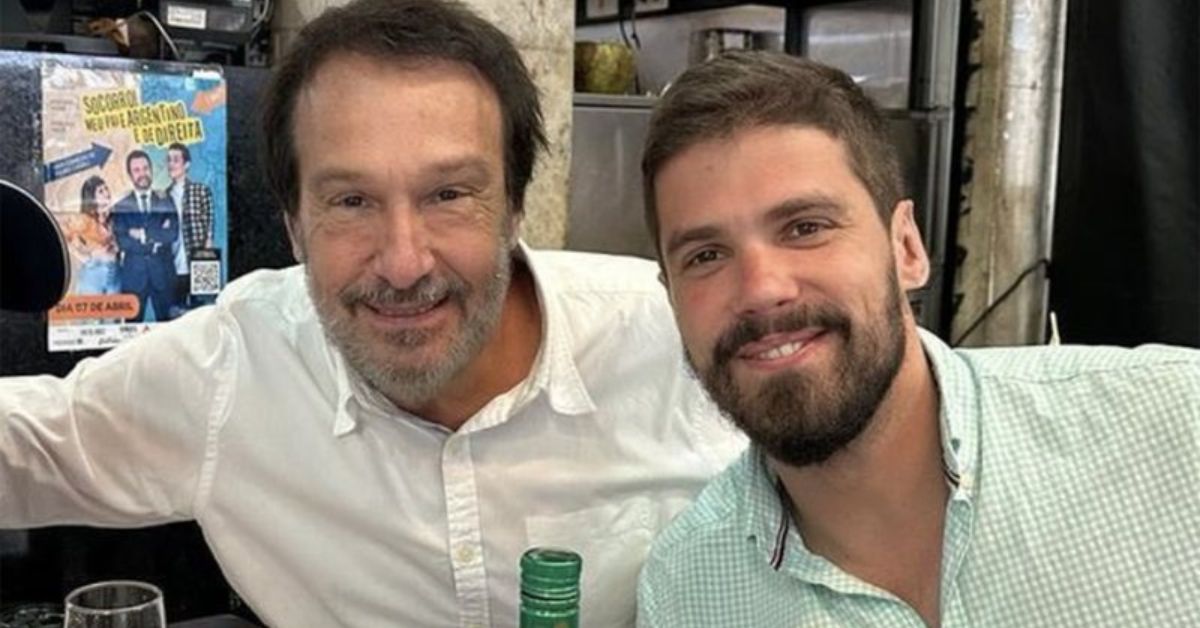 Em entrevista antiga, filho mais velho de Emílio Surita afirmou ter sido expulso de casa ao revelar bissexualidade 31 Em entrevista antiga filho mais velho de Emilio Surita afirmou