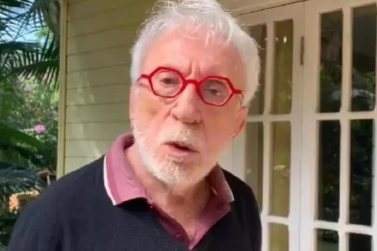 Moacyr Franco revela oferta voluntária que fez ao SBT após demissão: ‘A Praça eu fazia de graça’ 31 Moacyr Franco revela oferta voluntaria que fez ao SBT apos