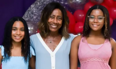 Filhas de Gloria Maria prestam homenagem no dia do