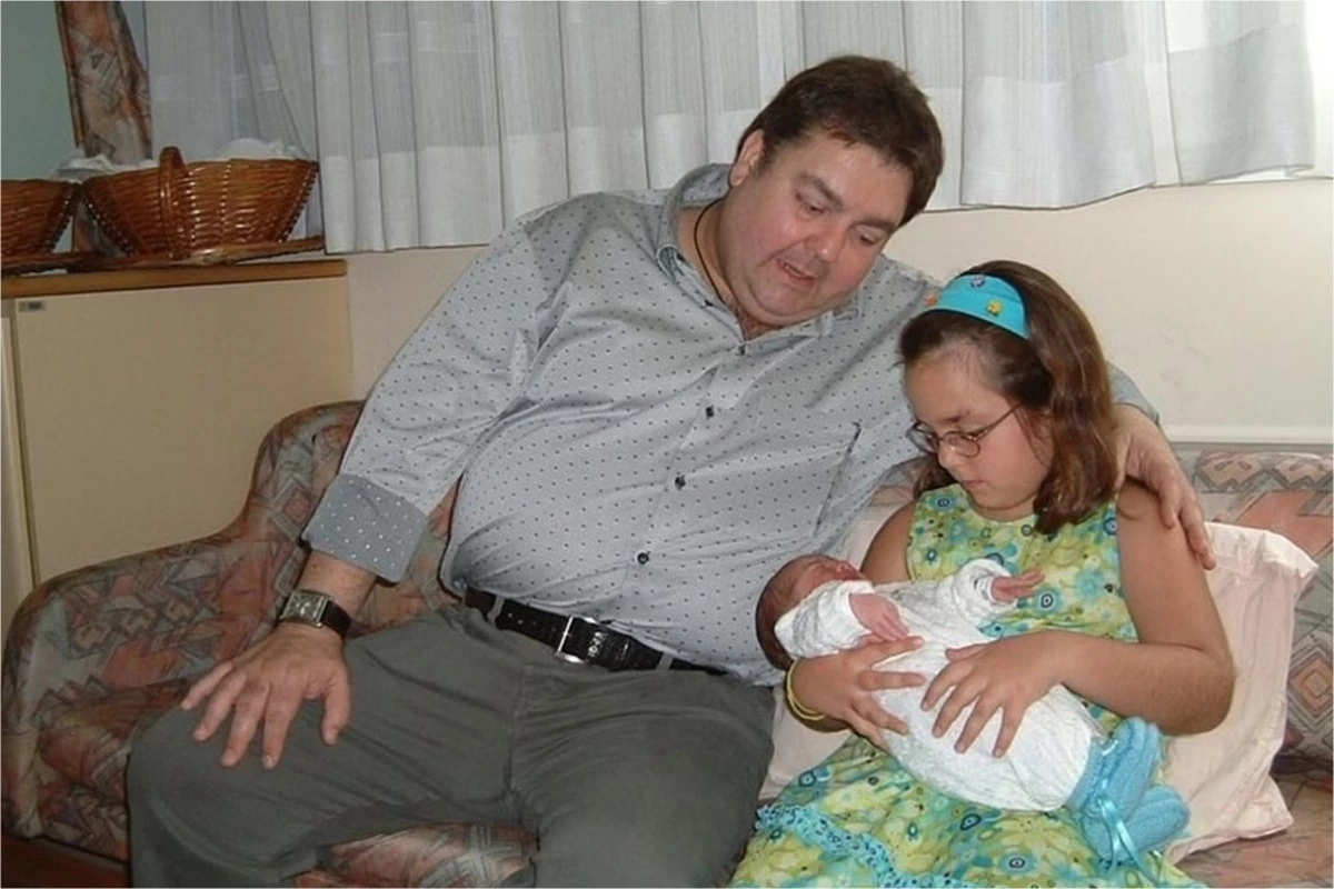 Filho de Fausto Silva faz homenagem ao pai e emociona a todos com fotos ao lado do apresentador 31 Filho de Fausto Silva faz homenagem ao pai e emociona