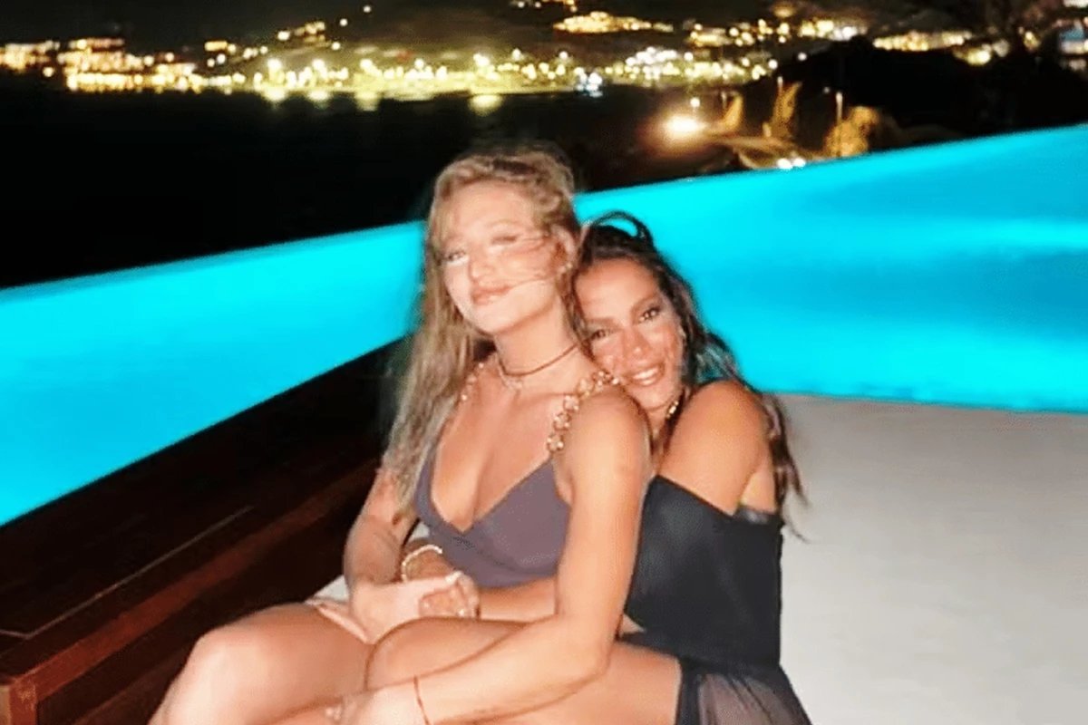 Bruna Griphao diz se esta namorando Anitta ‘nos somos…