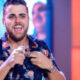 Cantor sertanejo Ze Neto esta internado apos sofrer acidente