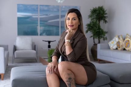 Cela reservada: em nota, penitenciária explica medidas com Deolane 31 Deolane Bezerra será encaminhada em breve para a Colônia Penal Feminina do Recife, mais conhecida como Bom Pastor (Reprodução / Redes Sociais)