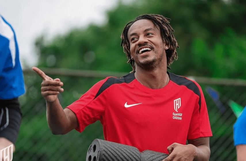 Corinthians: Depay e... Carrillo? Atacante peruano está próximo 31 Corinthians Depay e Carrillo Atacante peruano esta