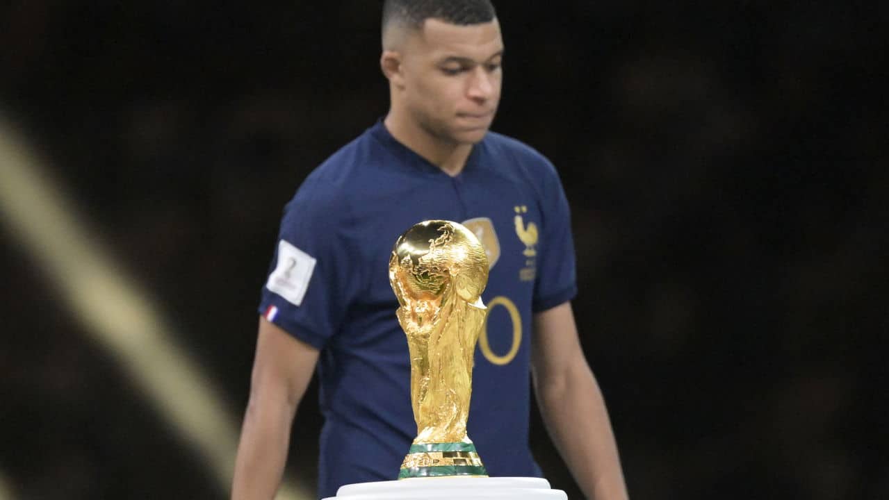 Crise no futebol? Ex-jogador critica duramente Mbappé e gera debate 31 Crise no futebol Ex jogador critica duramente Mbappe e gera debate
