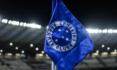 Cruzeiro supera Flamengo em gastos por reforcos Confira os reforcos.webp