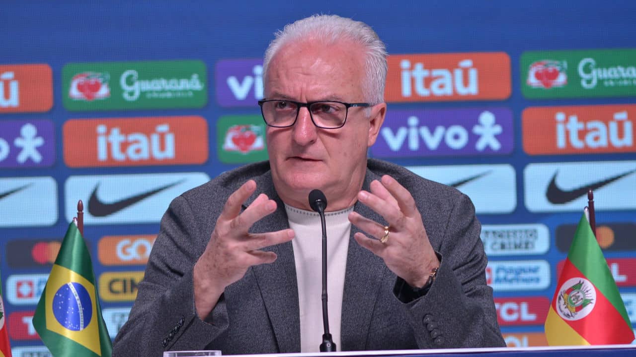 Dorival compara: Vini Jr. sofre a mesma pressão que Neymar na Seleção 31 Dorival compara Vini Jr sofre a mesma pressao que Neymar