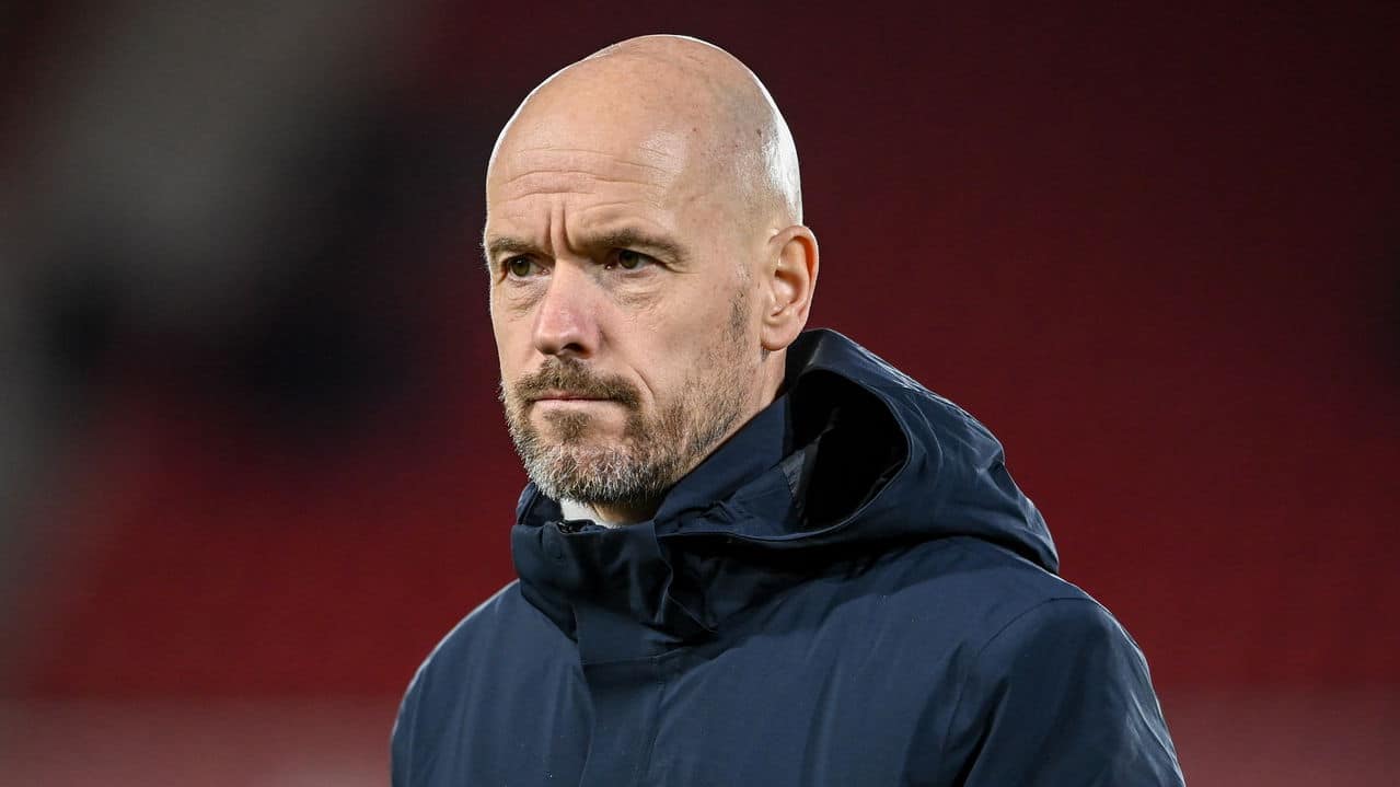 "Está longe": Ten Hag ironiza críticas de Cristiano e projeta futuro do United 31 Esta longe Ten Hag ironiza criticas de Cristiano e projeta