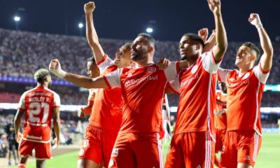 Internacional vira contra Sao Paulo e conquista vitoria crucial