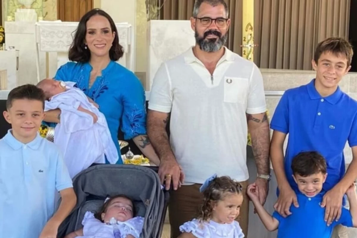 Juliano Cazarré desabafa sobre os 5 filhos doentes: ‘Aproveitei agora e fiz as minhas orações’ 31 Juliano Cazarre desabafa sobre os 5 filhos doentes ‘Aproveitei agora