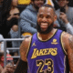 LeBron James detona estadio do Corinthians E uma droga