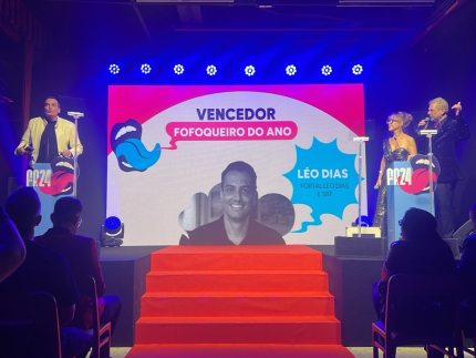 Leo Dias conquista o prêmio de “fofoqueiro do ano” no Fofoca Awards. Veja! 31 Leo Dias