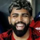 Livre na pista, Gabigol explica quem é a menina que está sempre com ele