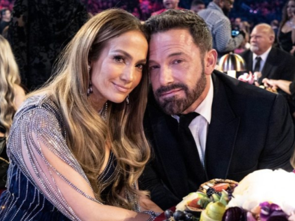 Ben Affleck revela detalhes do divórcio com JLo: “Não existe um único motivo” 31 Mansão posta à venda após separação foi ideia de Ben e não agradou Jennifer