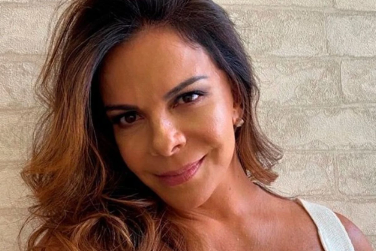 Sula Miranda é roubada em São Paulo e diz como está após o crime: ‘Tinha minha vida’ 33 Sula Miranda e roubada em Sao Paulo e diz como