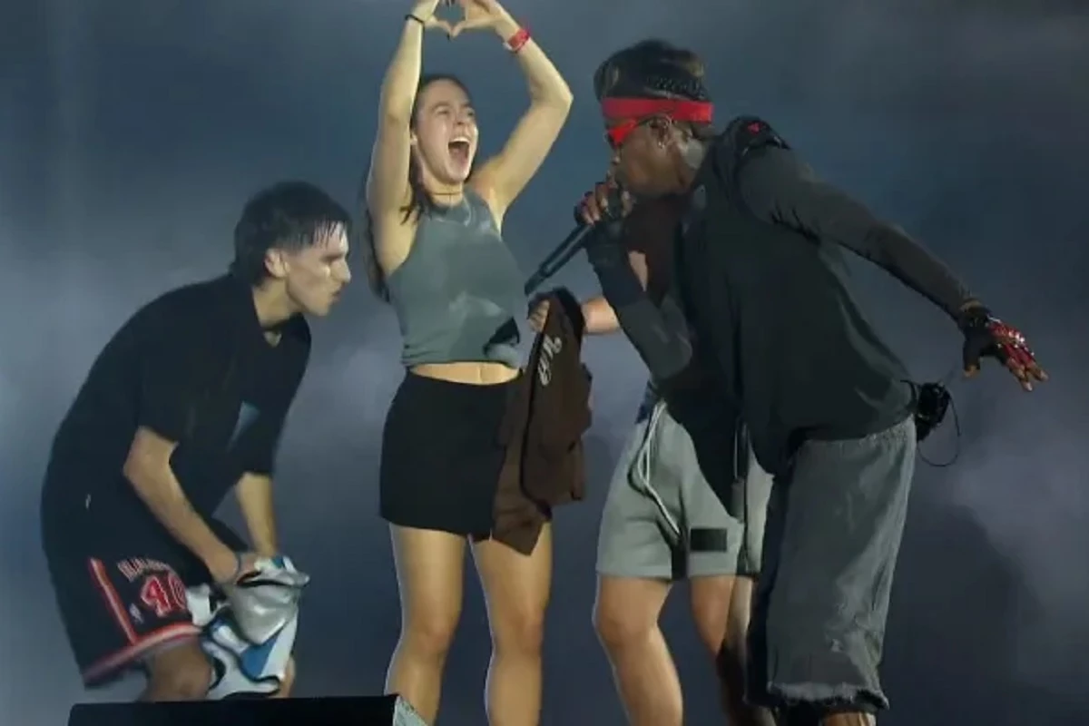 Travis Scott supostamente gastou R$ 170 mil em festinha particular com 60 mulheres antes do Rock in Rio 31 Travis Scott supostamente gastou R 170 mil em festinha particular